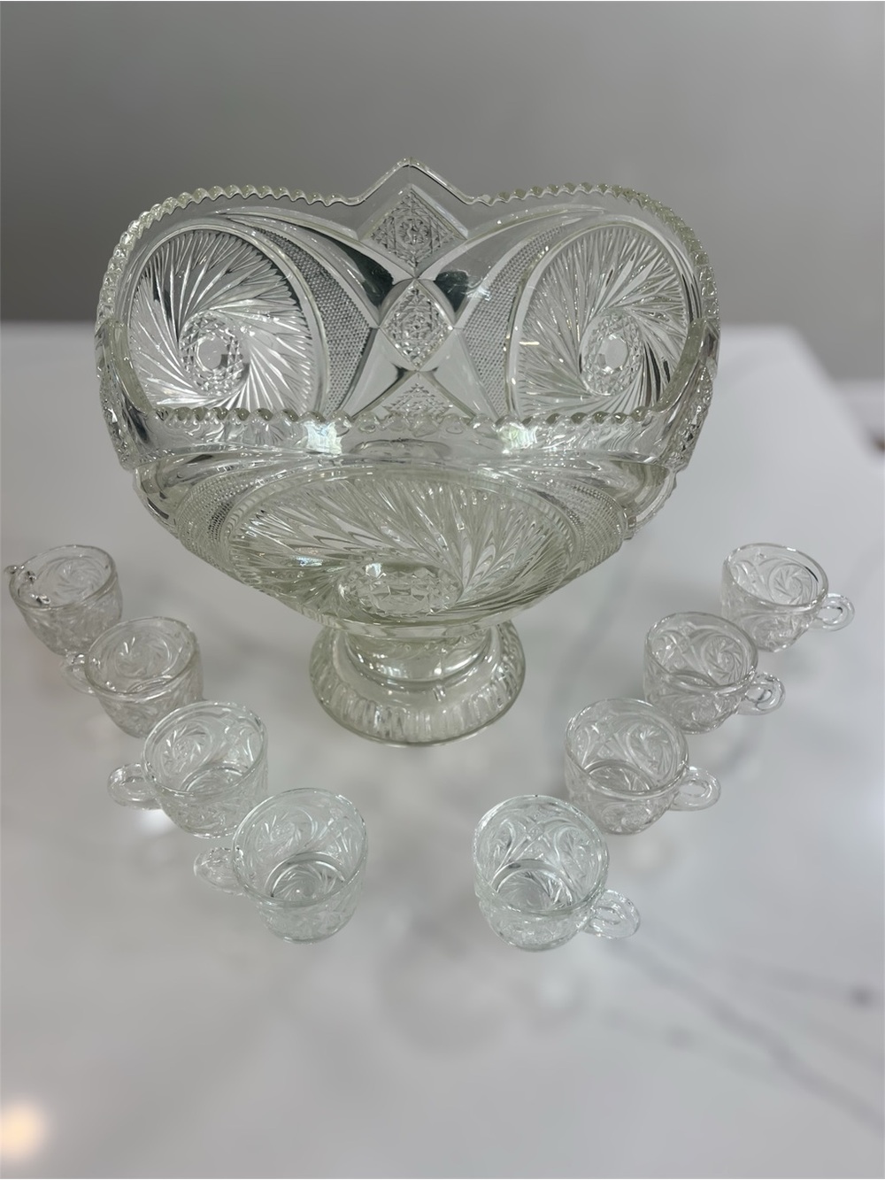Vintage  L E Smith Aztec Star Crystal Punch Bowl Set 8 Cups